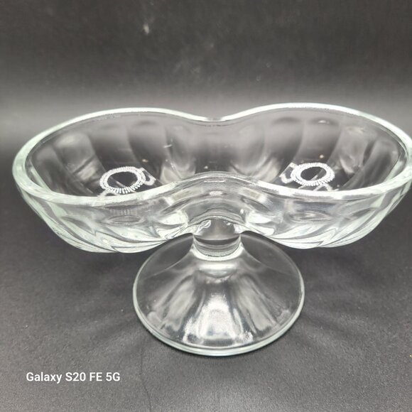 Vintage Pair of Libbey Ribbed Double Scoop Dessert Ice Cream Pedestal Bowls - Picture 10 of 10